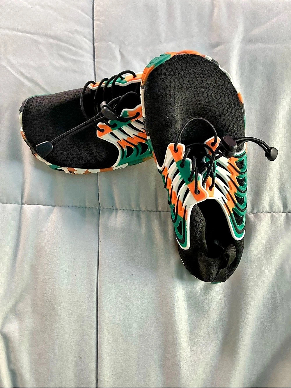 UBFEN Quick-Dry Barefoot Water Shoes - Black & Green